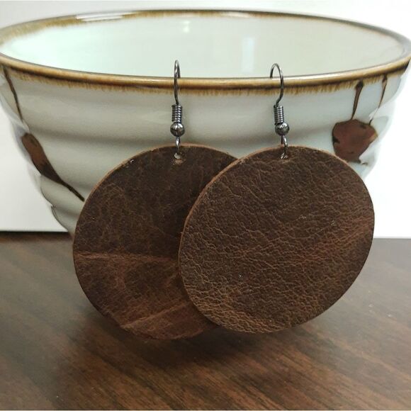 Genuine Leather hide Brown Circle Disc Cut-Out earrings 2" diameter - Picture 1 of 3